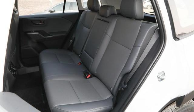 2026款RAV4荣放：2.0L家用真的够用吗？实测后我发现这3个隐藏痛点！-有驾
