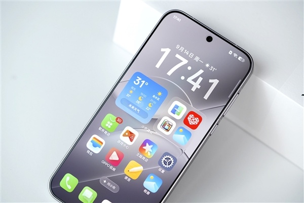 全球首款三颗2亿像素手机!OPPO Find X10 Pro Max图赏