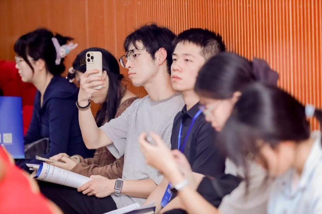 photoplus