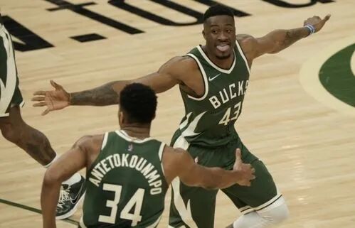 打nba还要做领袖 21届后台最牛选秀来了,字母哥 他比我更好