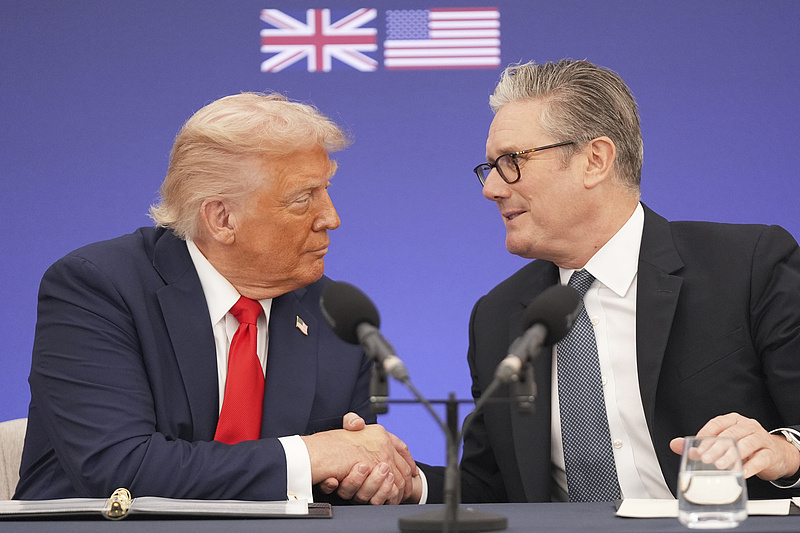 △特朗普与斯塔默(资料图)