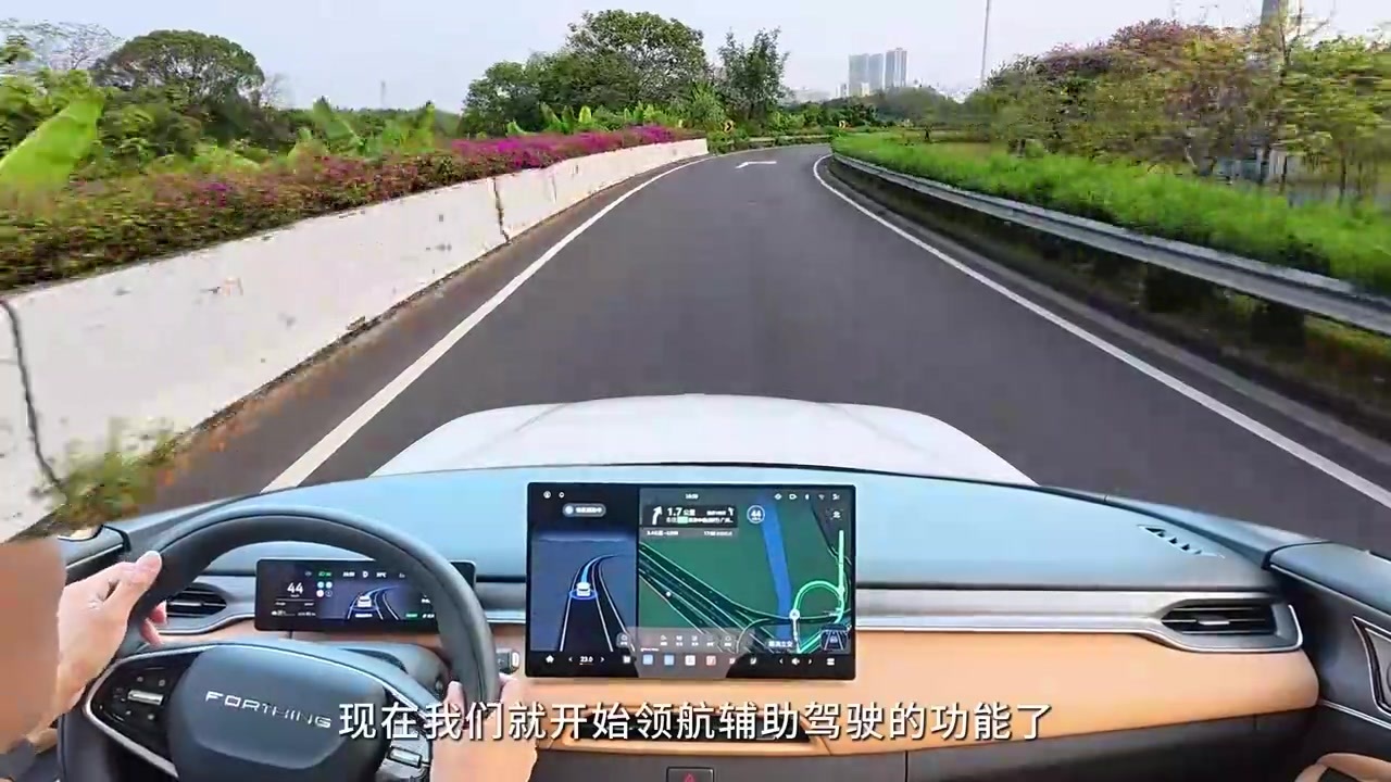 晚高峰ADS 5 SE挑战复杂路况！星海V6辅助驾驶体验