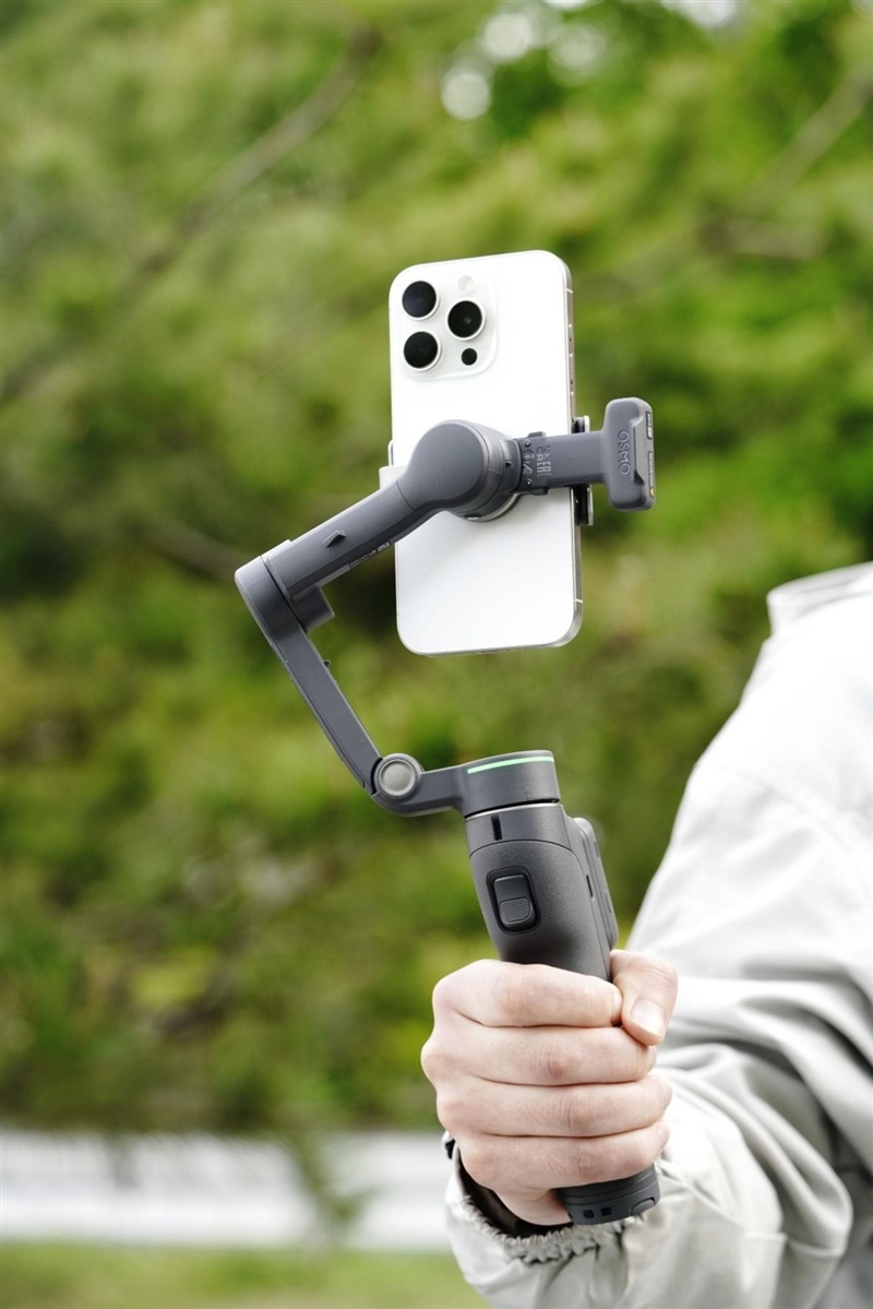 带屏遥控+10米远控！大疆Osmo Mobile 8P深度评测：单东说念主创作神器 稳拍新王