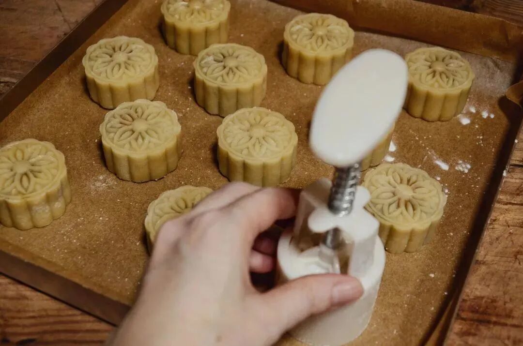 做月饼 (1).jpeg