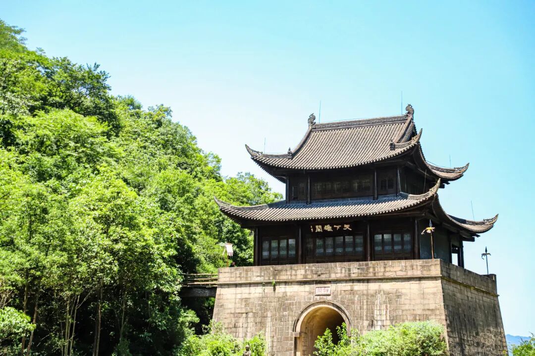 摄图网_502361846_四川省剑门关风景区_(企业商用).jpg