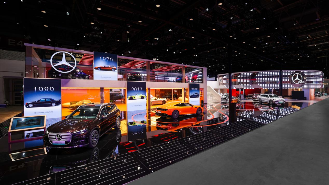 奔驰的“中国节奏”：在140年的十字路口，选择全速奔跑