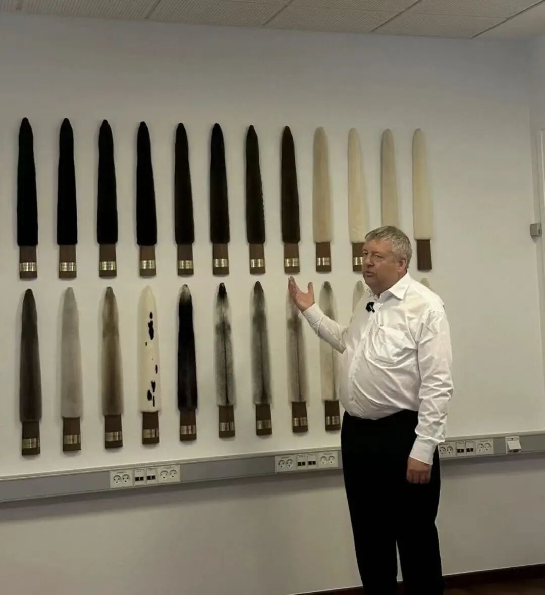 〓 最后一届哥本哈根拍卖会现场