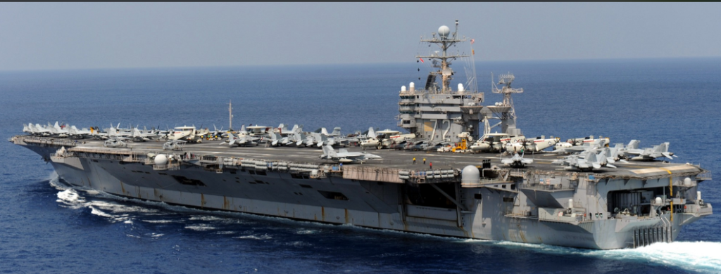 “林肯”号核动力航母。