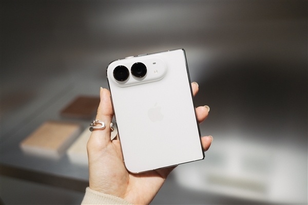 iPhone Duo发布后三星意外成赢家:Galaxy Z Fold8销量大涨10%