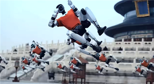 50台宇树G1机器人空降天坛！红袍加身大秀武术 堪比科幻大片