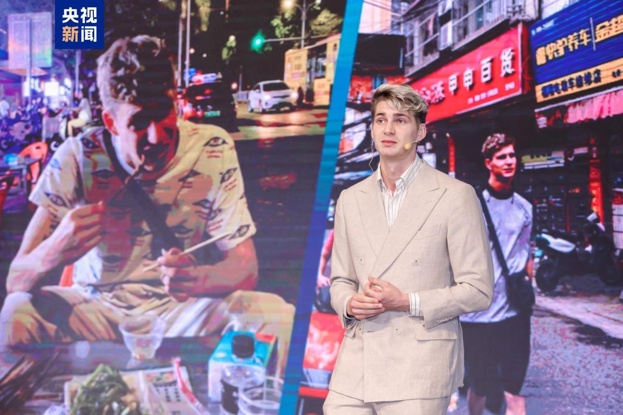 △从打破语言沟通到文化认同与感情共鸣,戴庐可在中国找到了归属感。