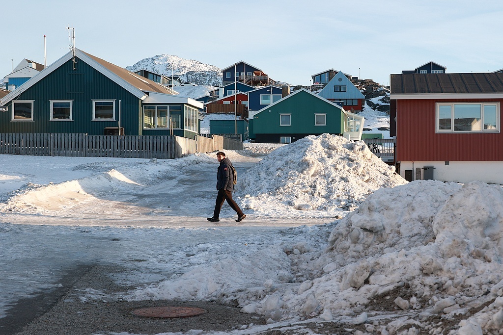 1月29日，格陵兰岛努克的一派住宅区。（视觉中国）