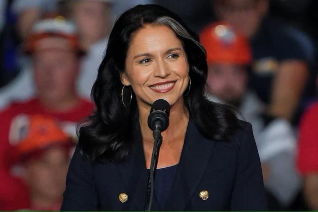 美国国家情报总监加巴德