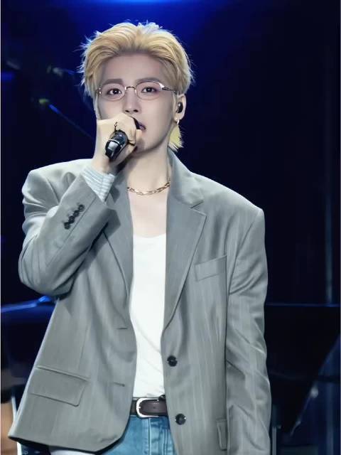 侯明昊选曲获赞情感浓度高打动听众