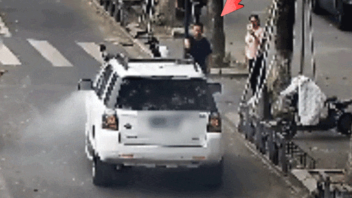 gif2.gif