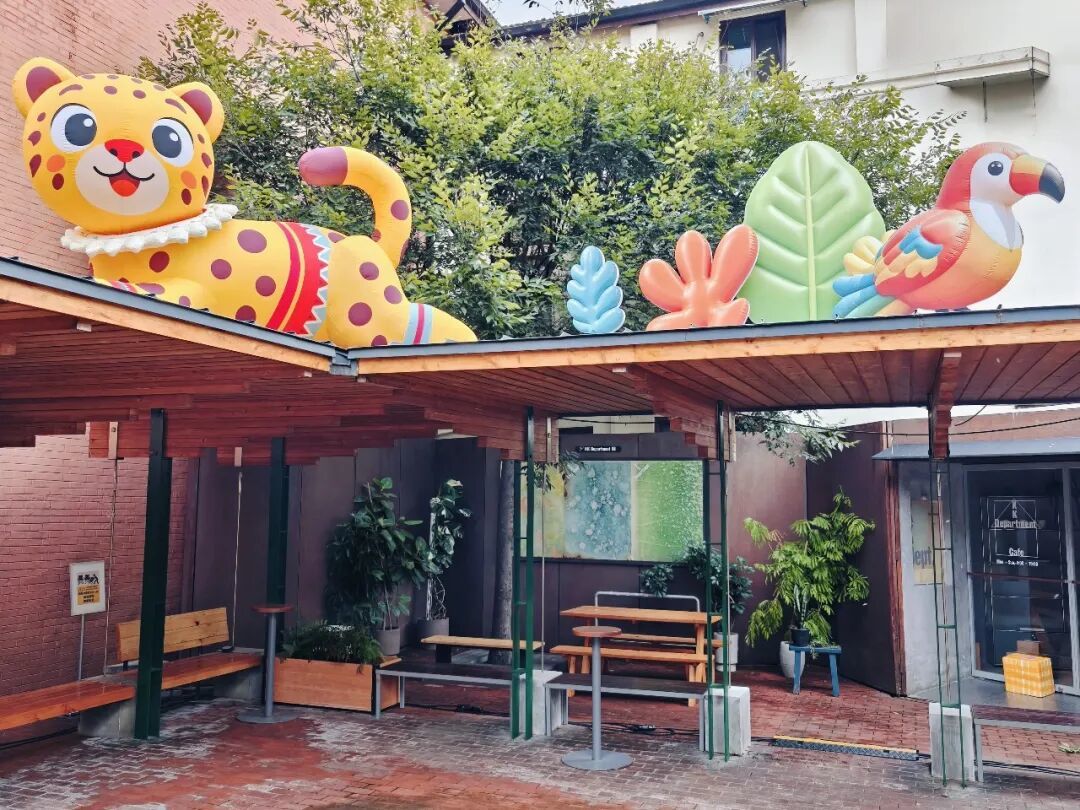 图4-嘉澜庭艺术装置.jpg