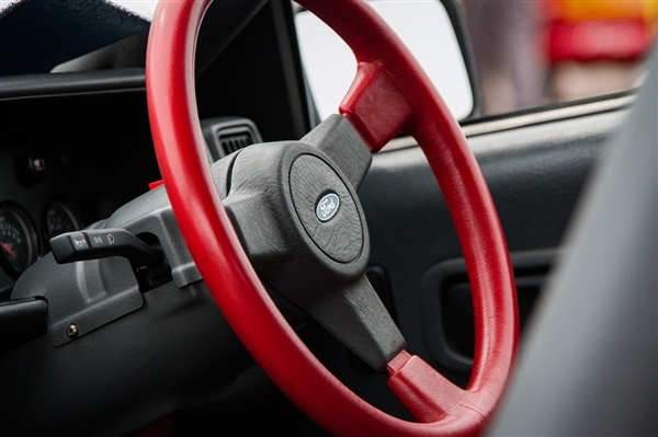 手机、电脑天塌了!美光:每辆汽车将需要300GB内存 或将引发新一轮短缺