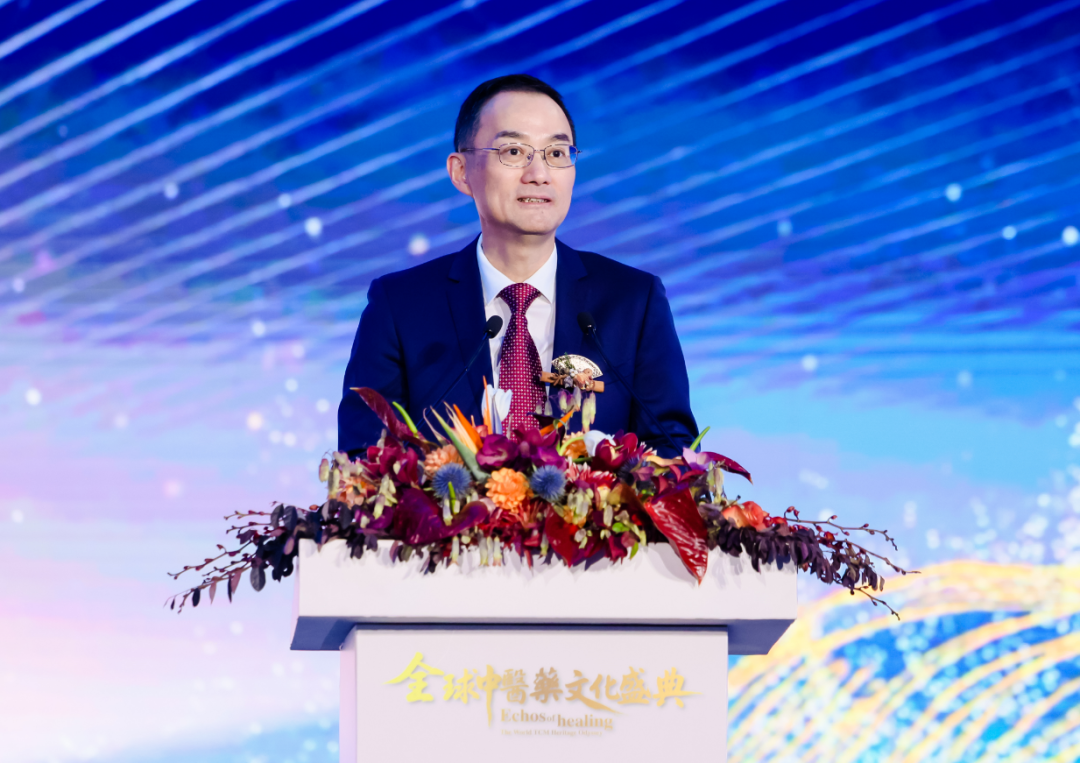 凤凰卫视董事局主席兼行政总裁徐威致辞