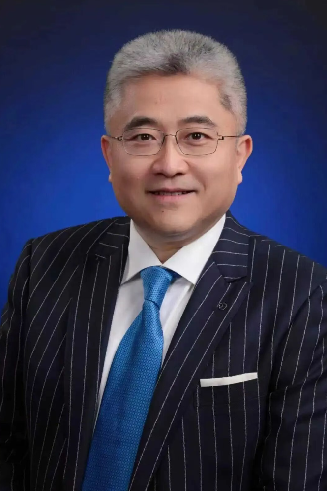 梅赛德斯-奔驰中国换帅:李德思出任总裁兼CEO,段建军离开公司