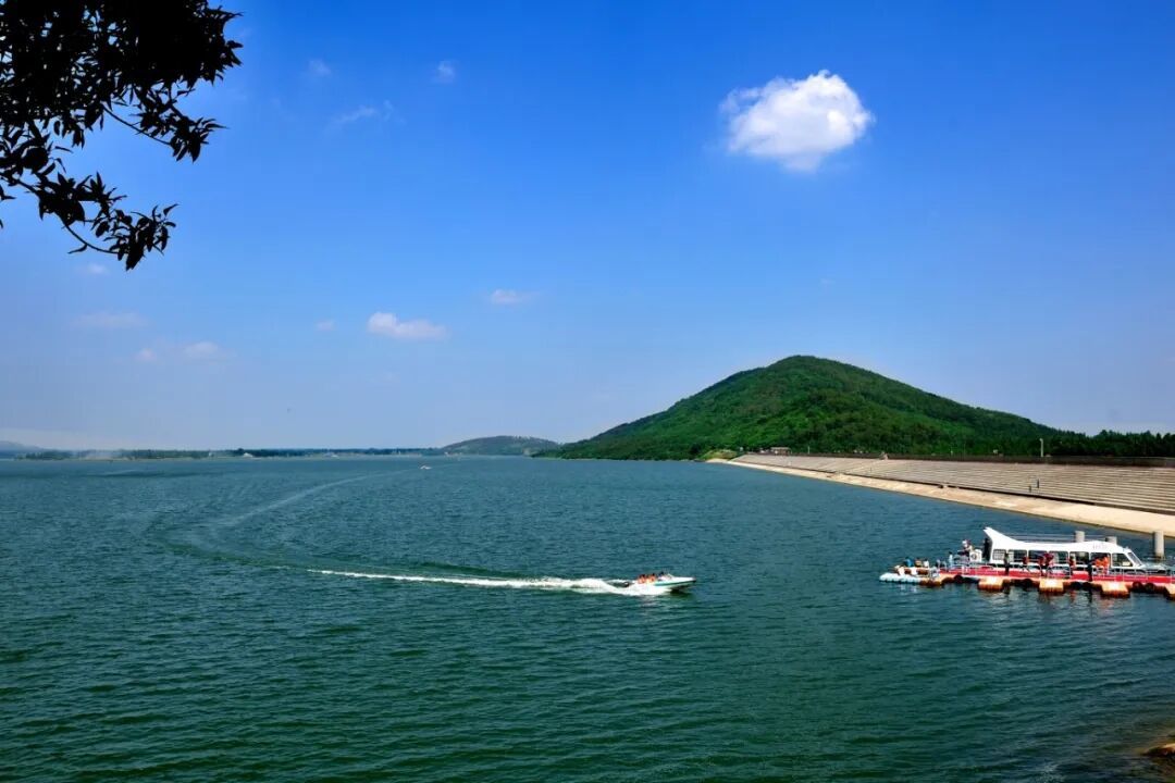 金牛湖1.jpg