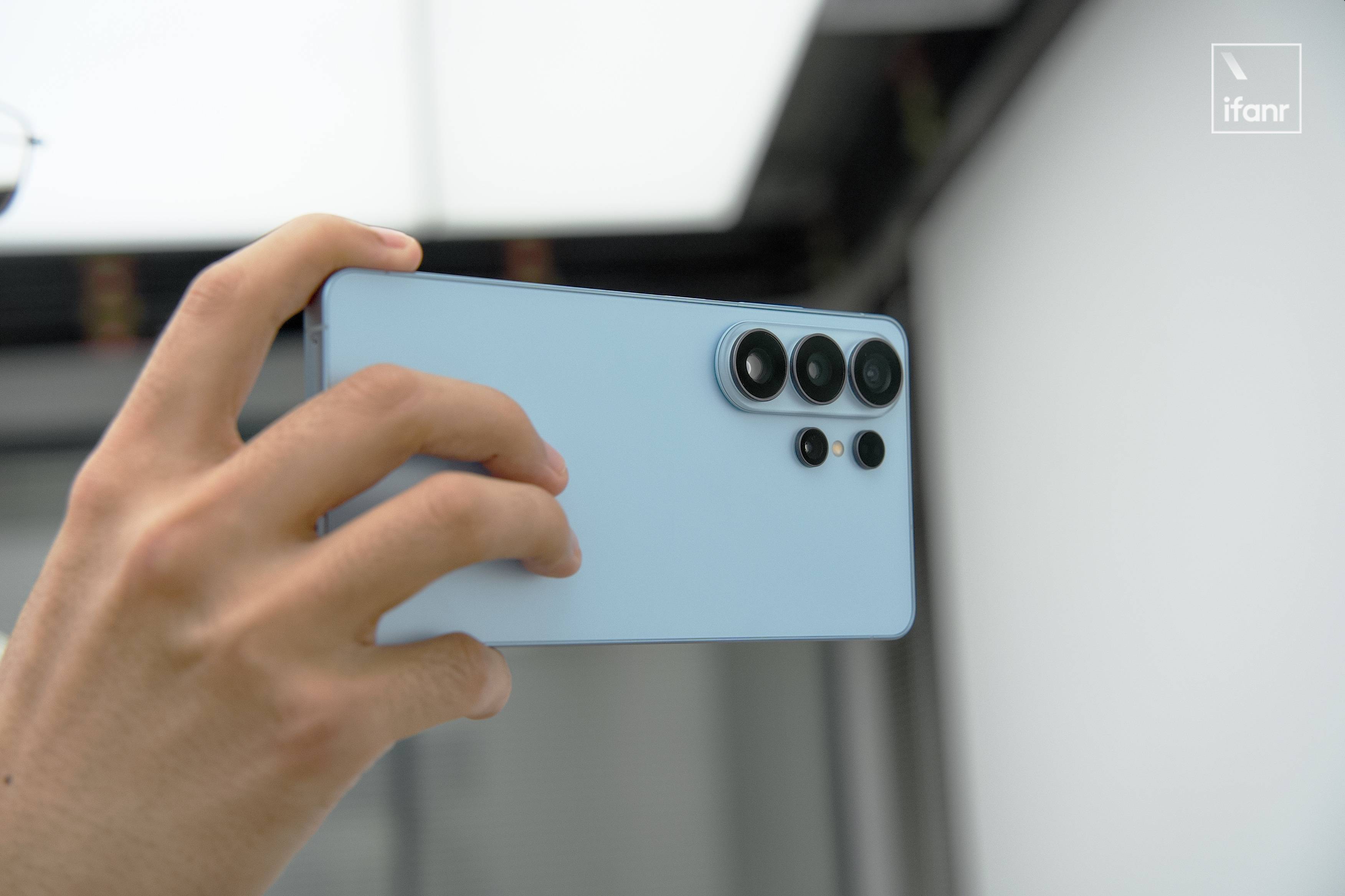 2026 年第一个机皇,粉丝先买|三星 S26 Ultra 评测