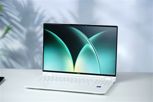 续航轻松超苹果MacBook!荣耀MagicBook Pro 16 2026图赏