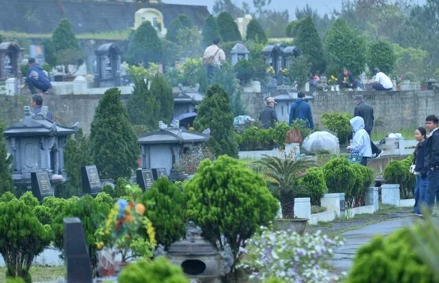 Tiết Thanh minh: Vì sao người Việt chỉ tảo mộ, không du xuân như Trung Quốc? - Ảnh 2.