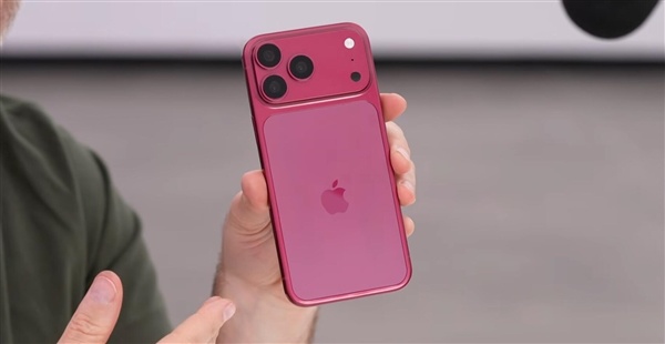 iPhone Ultra/iPhone 18 Pro Max机模开箱上手：外观彻底定了