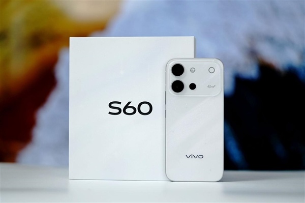 转动如星海闪烁！vivo S60星星海图赏