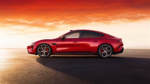 小米汽车详解SU7电池包三道防线:防刮底、防撞击、防穿刺