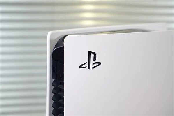 内存、闪存价格狂飙 索尼也无奈：PS5卖不动 PS6更煎熬