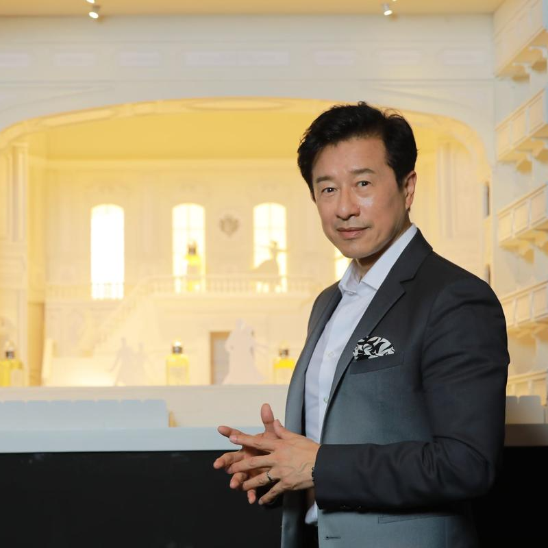 69岁的LVMH大中华区集团总裁吴越