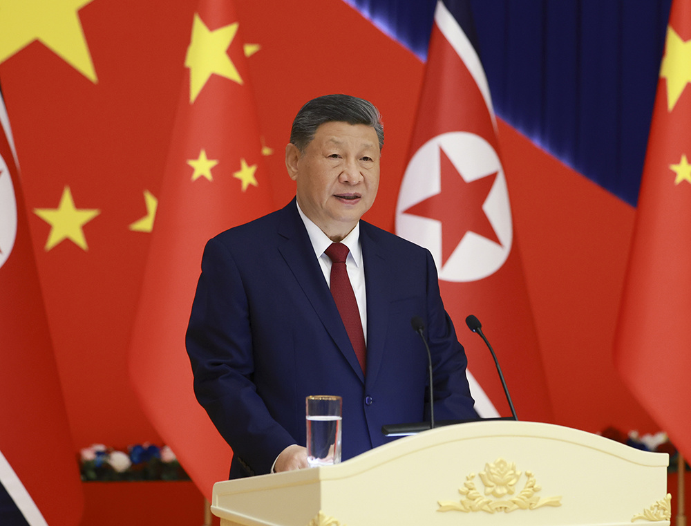 当地时间6月8日晚，中共中央总书记、国家主席习近平和夫人彭丽媛在平壤木兰馆出席朝鲜劳动党总书记、国务委员长金正恩举行的欢迎宴会。这是习近平发表致辞。