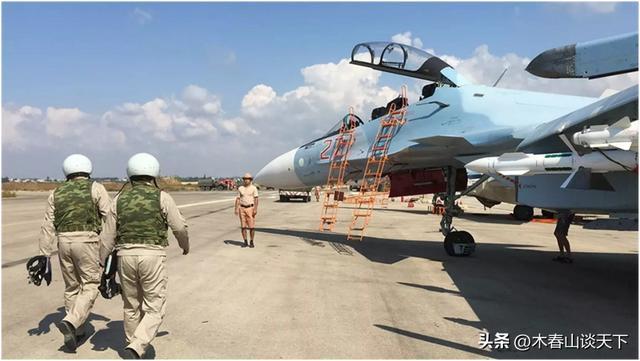 图为赫梅米姆空军基地内的俄罗斯战机