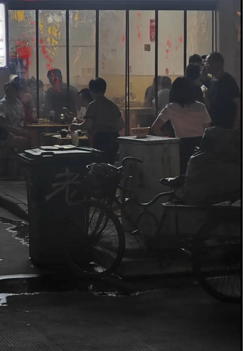 ●孙平的串串店。图片来自网络