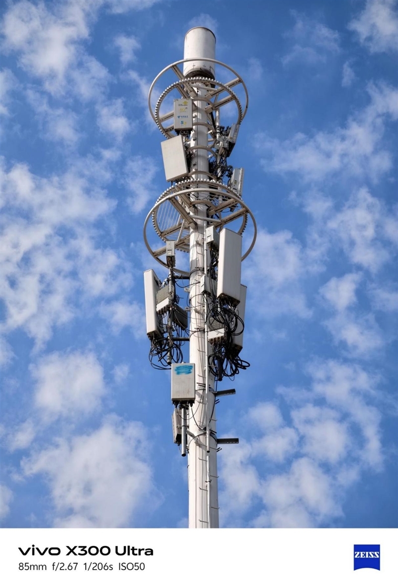 14-400mm终极全焦段!vivo X300 Ultra手机全面评测:依然是年度影像机皇