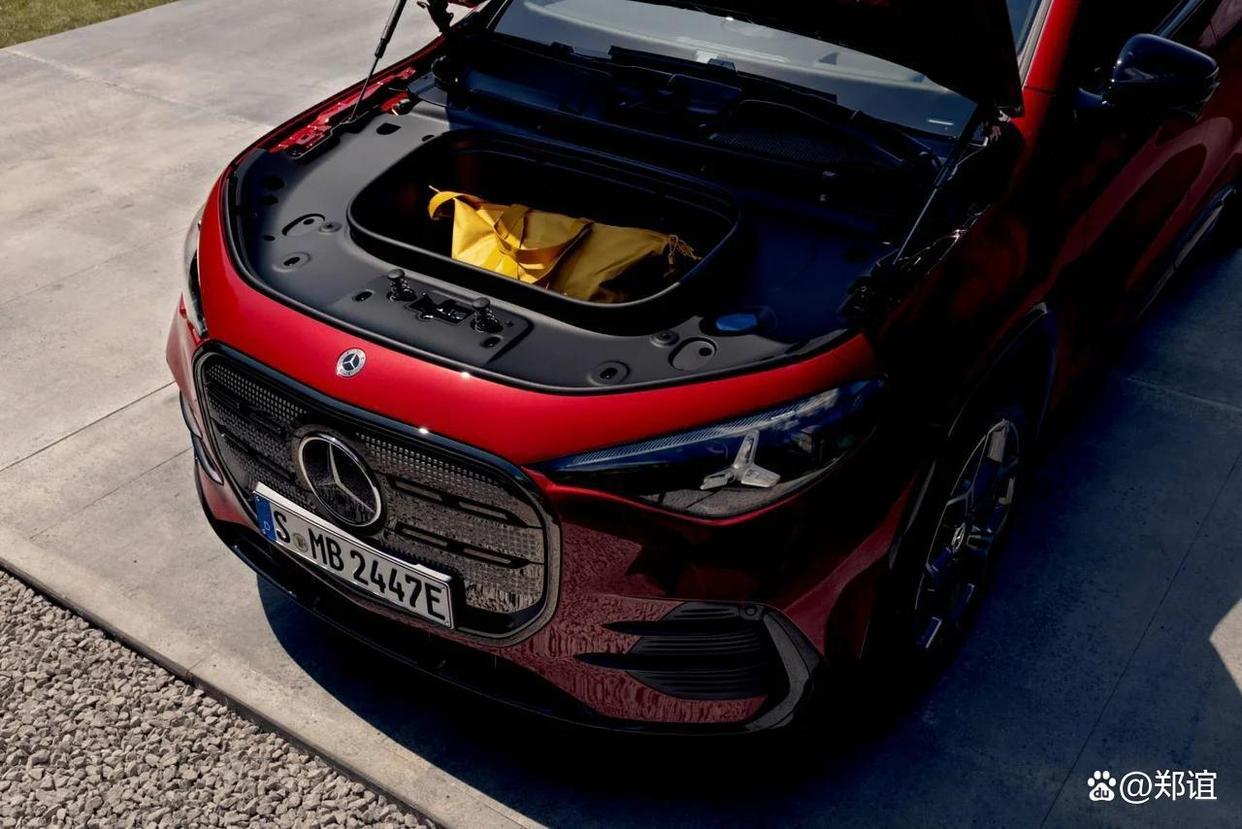 奔驰第三代紧凑型 SUV GLA 正式发布,轴距加长、搭载全新动力总成