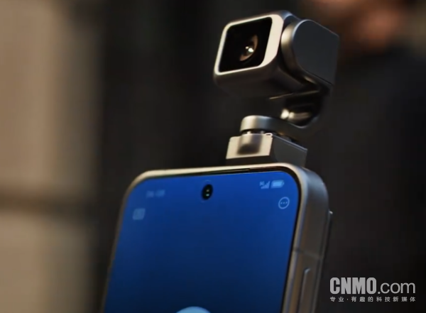 荣耀罗巍:Robot Phone最大的遗憾是没有在3月开卖