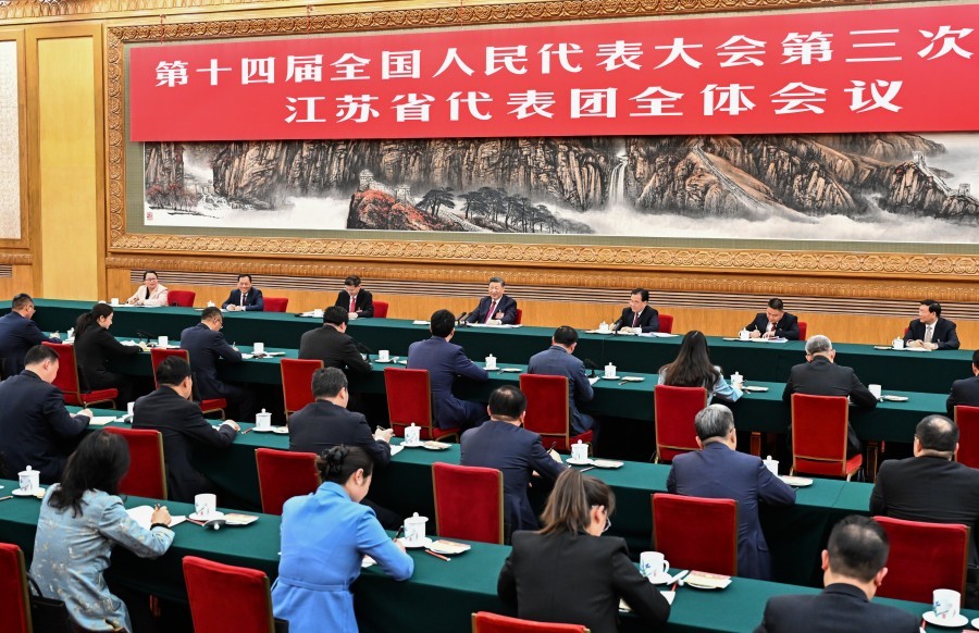 2025年3月5日下午，习近平总书记参加十四届全国人大三次会议江苏代表团审议。新华社记者 燕雁 摄