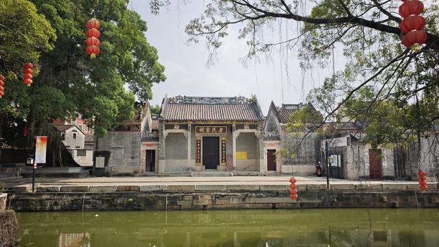 老家宗祠 唐格桢摄