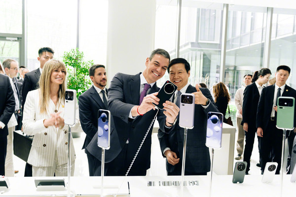 佩德罗&middot;桑切斯到访小米