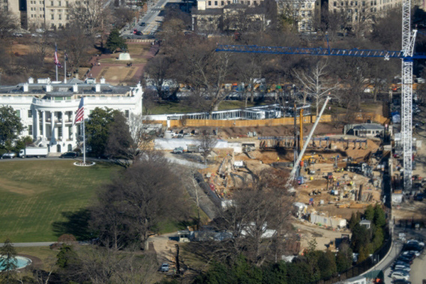 当地时间2026年1月20日,白宫宴会厅建设工程正在进行中。 IC Photo