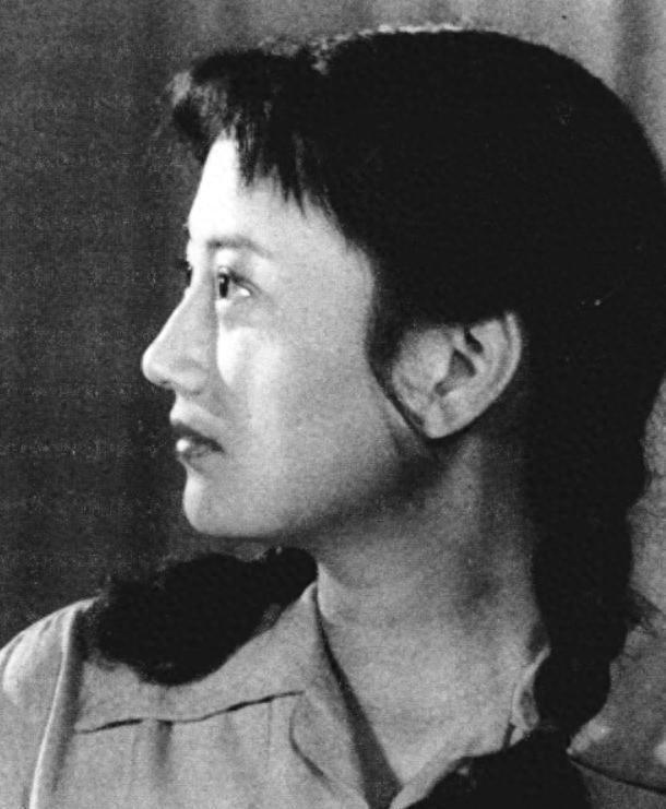 1973年极冷，少将王晓棠浪迹天涯，老赤军仗义相助：我的屋子给你住