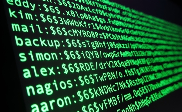 活干不完了！AI疯狂扫漏逼疯维护人员：Linux单版CVE漏洞飙升到2000个