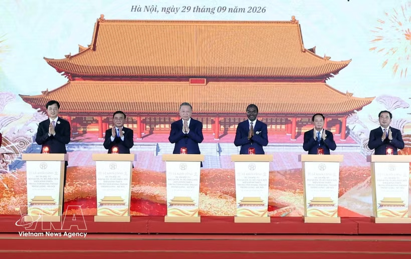 越南拆殖民建筑重建古代皇宫【拆除殖民建筑,重建古代皇宫:世界遗产为何