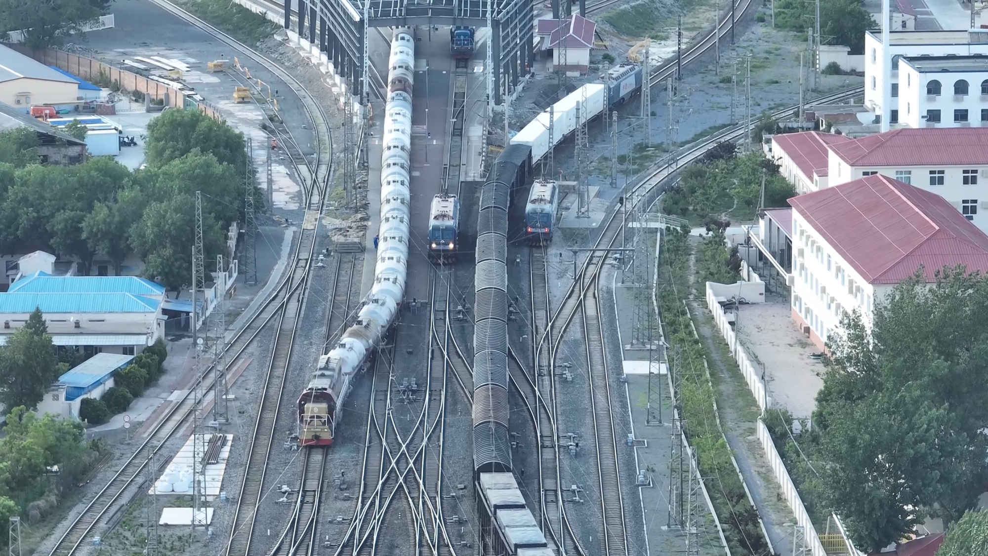 南仓站铁路货运全力保障物资畅通（央广网发 南仓站供图）