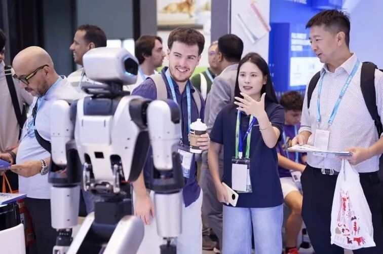 派宝机器人/图源:PadBot派宝机器人