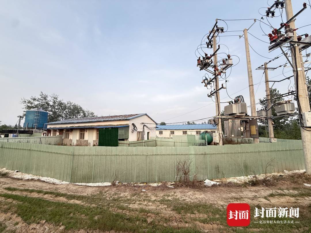 位于方岗村的养猪场。杨峰 摄