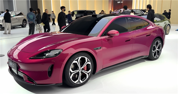 华为一语气发了22个新品 被一款千元机抢了风头