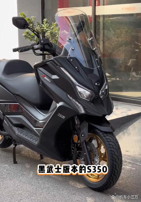 揣着2万多买大踏板？别挑花了眼！深扒6款当红“卷王”，买错直接拍大腿！-有驾